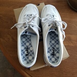 Keds Women's White Lace-Up Sneakers Ked's Size 8M